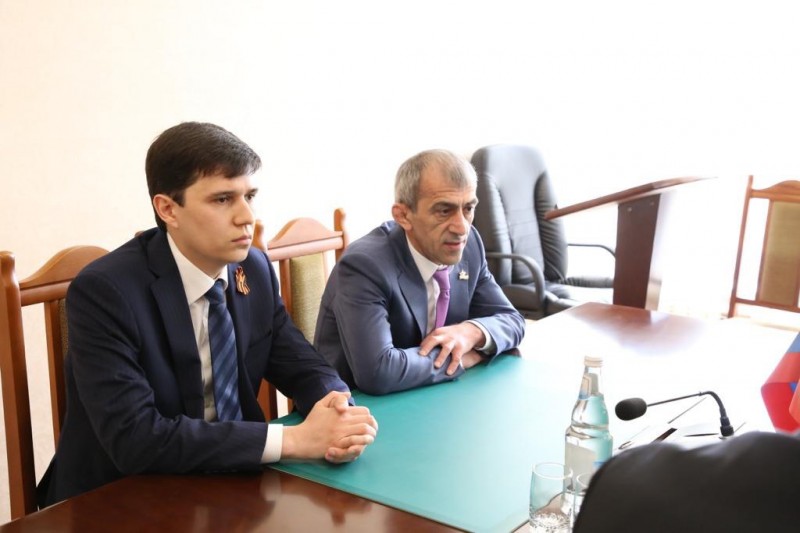 Коллективу Комитета по государственным закупкам Дагестана представлен новый руководитель.