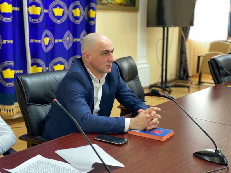 16 марта, Комитет по государственным закупкам Республики Дагестан в соответствии с поручением Главы Республики Дагестан С.А. Меликовым, начал очную часть дистанционного обучения программы повышения квалификации.
