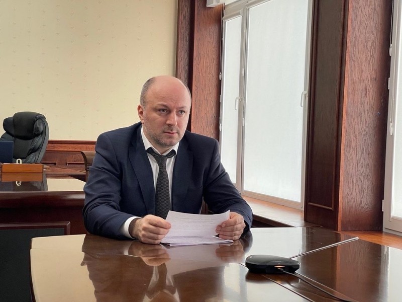 Сегодня, 16 февраля, врио председателя Комитета по государственным закупкам Республики Дагестан Джафар Гаджибеков принял участие в заседании Правительства РД в режиме видеоконференцсвязи под руководством Врио Председателя Абдулмуслима Абдулмуслимова.